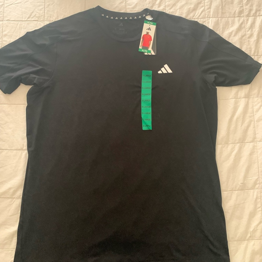 ADIDAS MENS XL Classic Black Tee NWT NEW